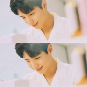 微笑治愈的朴宝剑