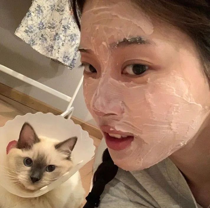 一组心动的头像