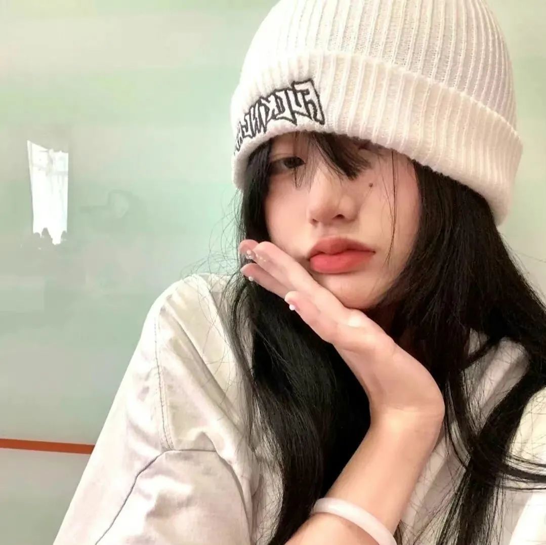 一组心动的头像