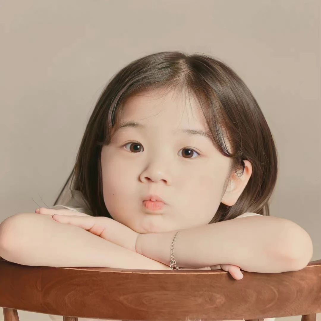 一组心动的头像