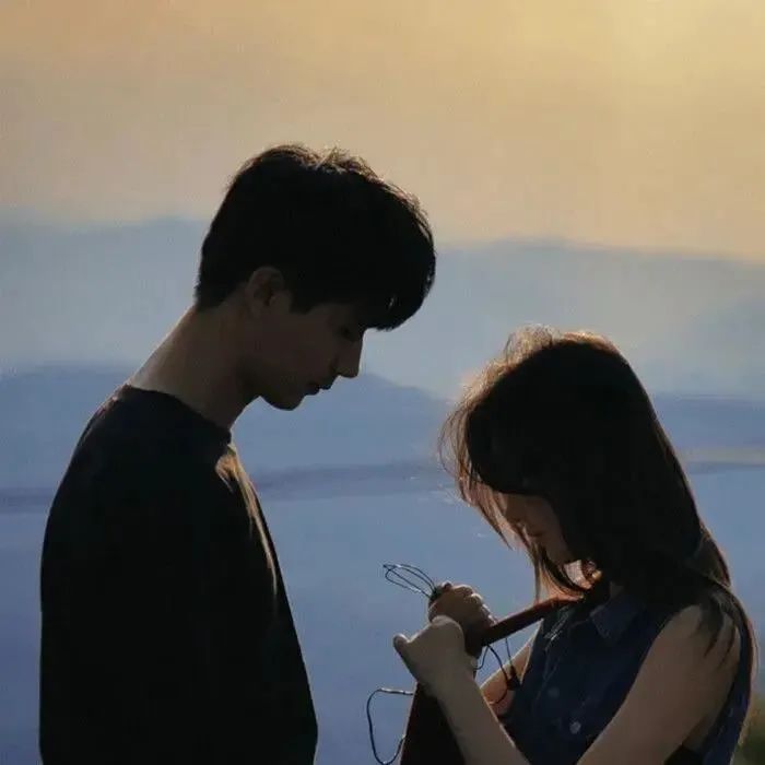 可盐可甜的情侣头像