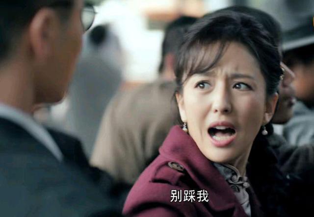 《霞光》观后感：剧中两大傻，一傻甄精细，二傻高大霞